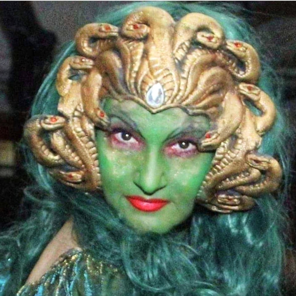 Forum Medusa Halloween Costume - Picture 15 of 15